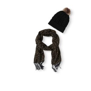 Time and Tru Leopard Print Hat and Scarf Gift Set